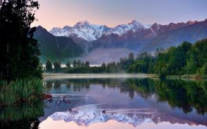 New Zealand morning scenery, mountains, lake, forest, water reflection wallpaper thumb