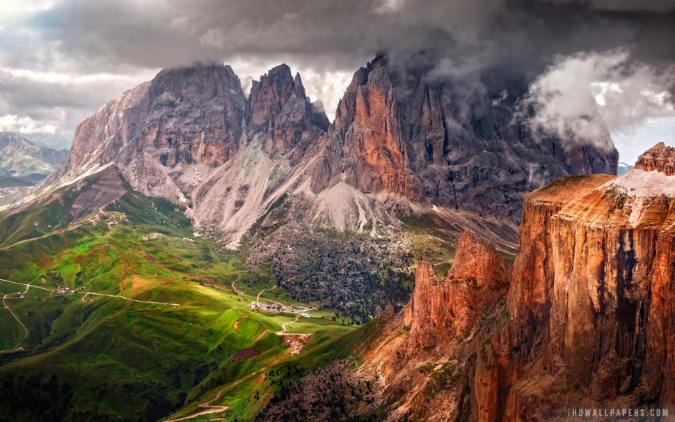 Dolomites Mountain range in Italy wallpaper,italy HD wallpaper,range HD wallpaper,mountain HD wallpaper,dolomites HD wallpaper,1920x1200 wallpaper