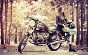 Girl with motorcycle BMW R100S wallpaper thumb