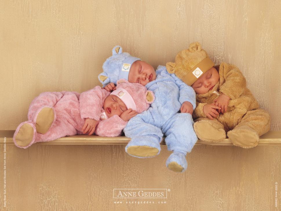 Cute Sleeping Babies HD wallpaper,cute wallpaper,sleeping wallpaper,babies wallpaper,1024x768 wallpaper