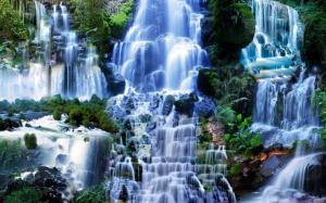 Many waterfalls, nature scenery wallpaper thumb